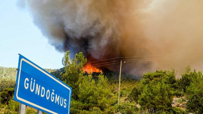 Antalya'nın Gündoğmuş ilçesinde tahliyeler başladı