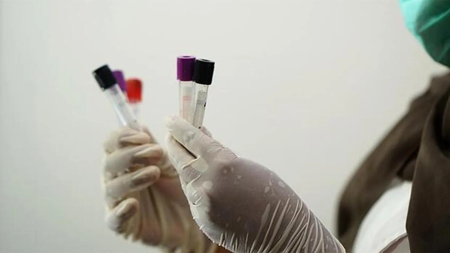 İngiltere yeni koronavirüs kararını duyurdu! Zorunlu oldu