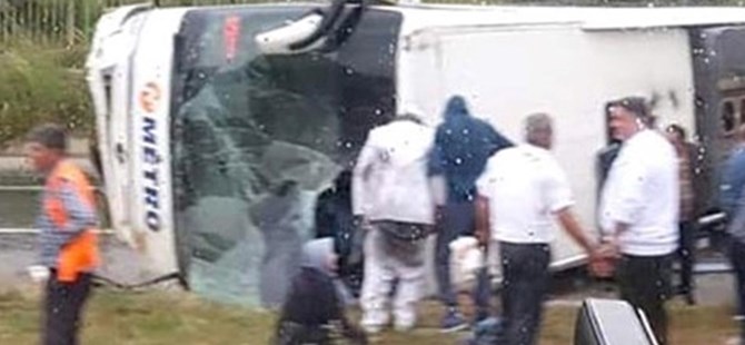 Milas'ta yolcu otobüsü devrildi, ölü ve yaralılar var
