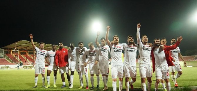 Balıkesirspor Baltok - Gazişehir Gaziantep maç sonucu: 1-2